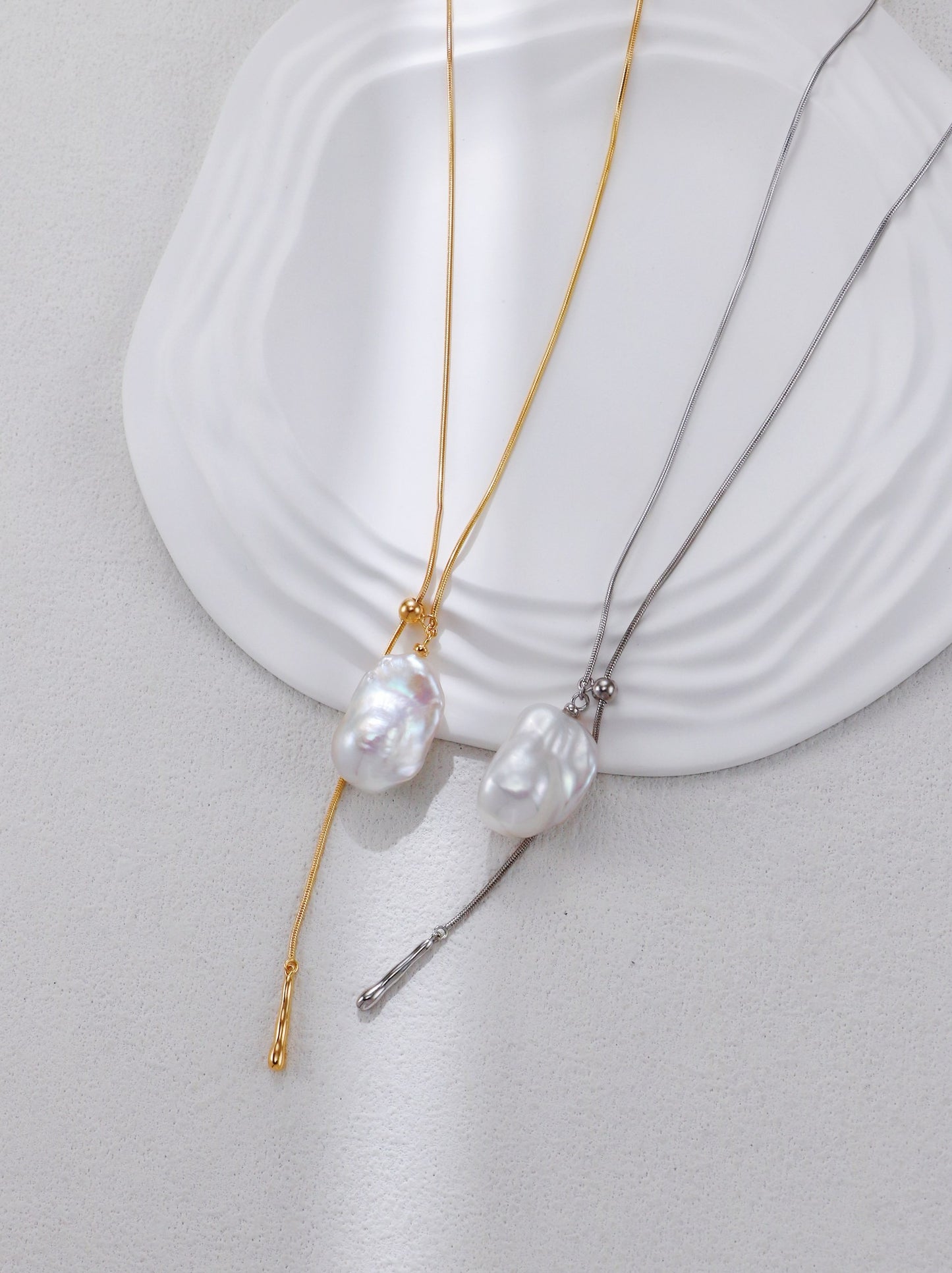 S925 Baroque Pearl Slider Necklace – Vintage Gold / Platinum