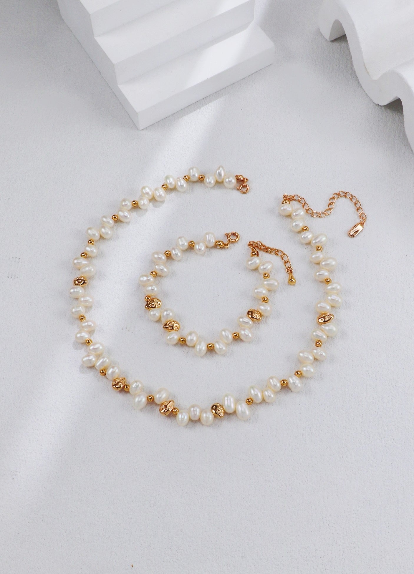 S925 Vintage Gold Pearl Necklace and Bracelet