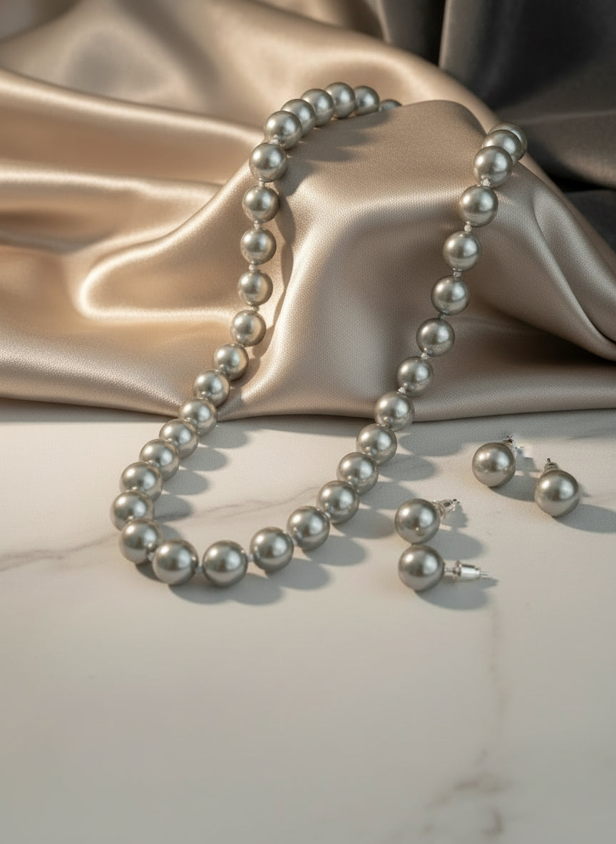 Swarovski Pearl Classic Necklace & Stud Earrings Set – 10mm Round