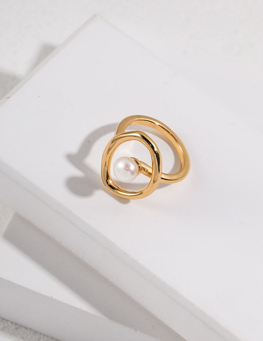 The Sun Pearl Ring