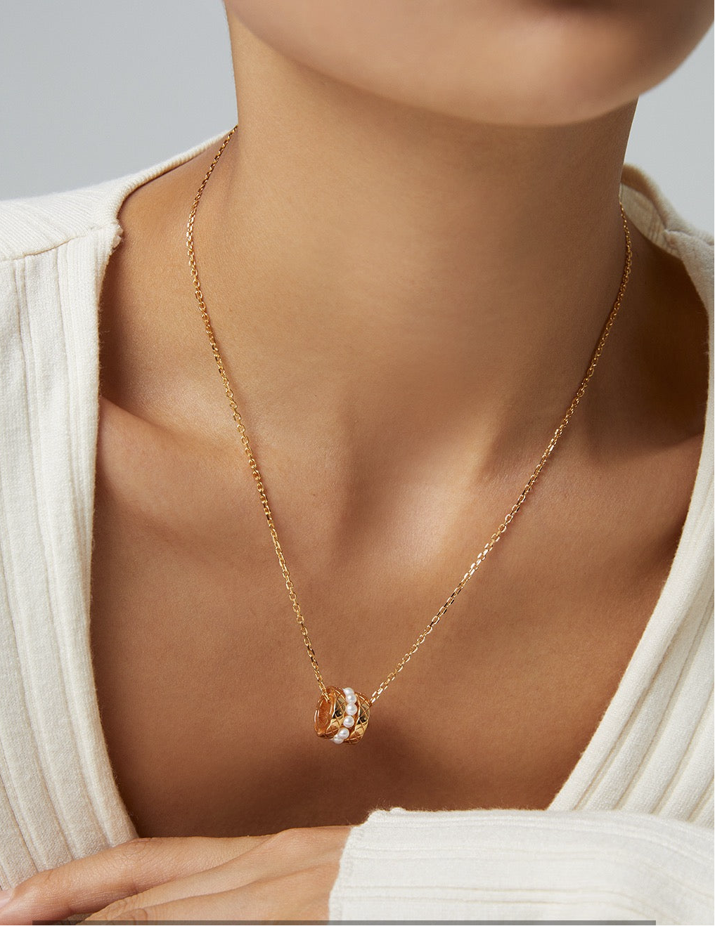Barrel Pendant Necklace – S925 Sterling Silver & Shell Beads, Platinum & Vintage Gold