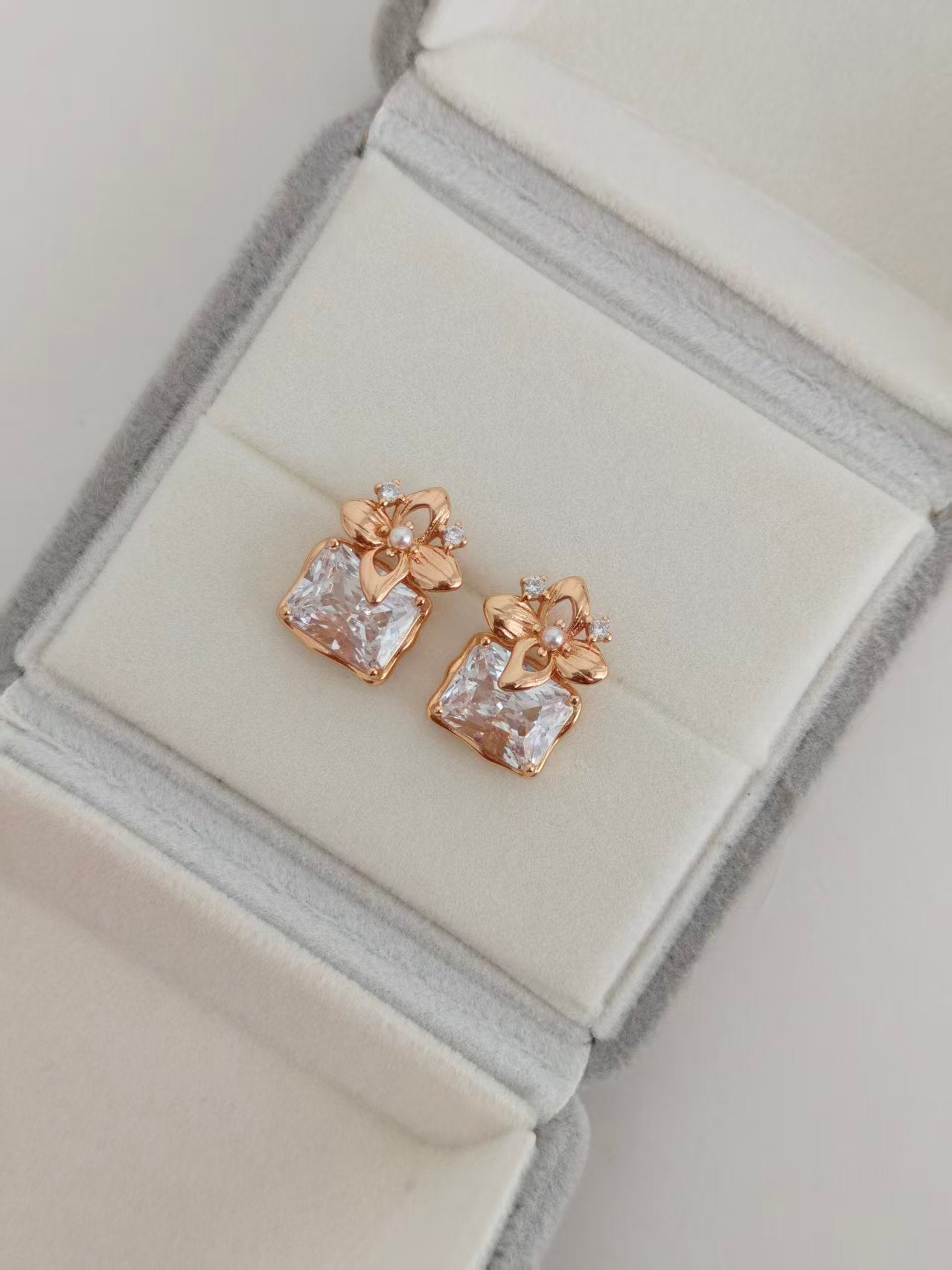 Vintage Gold Flower Square Zirconia Stud Earrings – S925 Sterling Silver