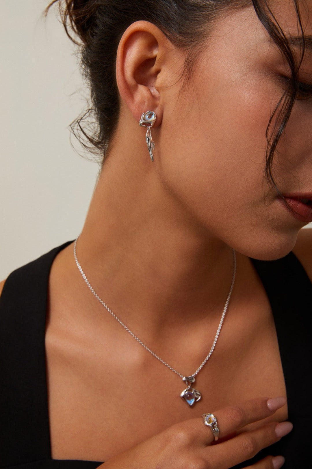 S925 Silver Vintage Moonstone Drop Earrings