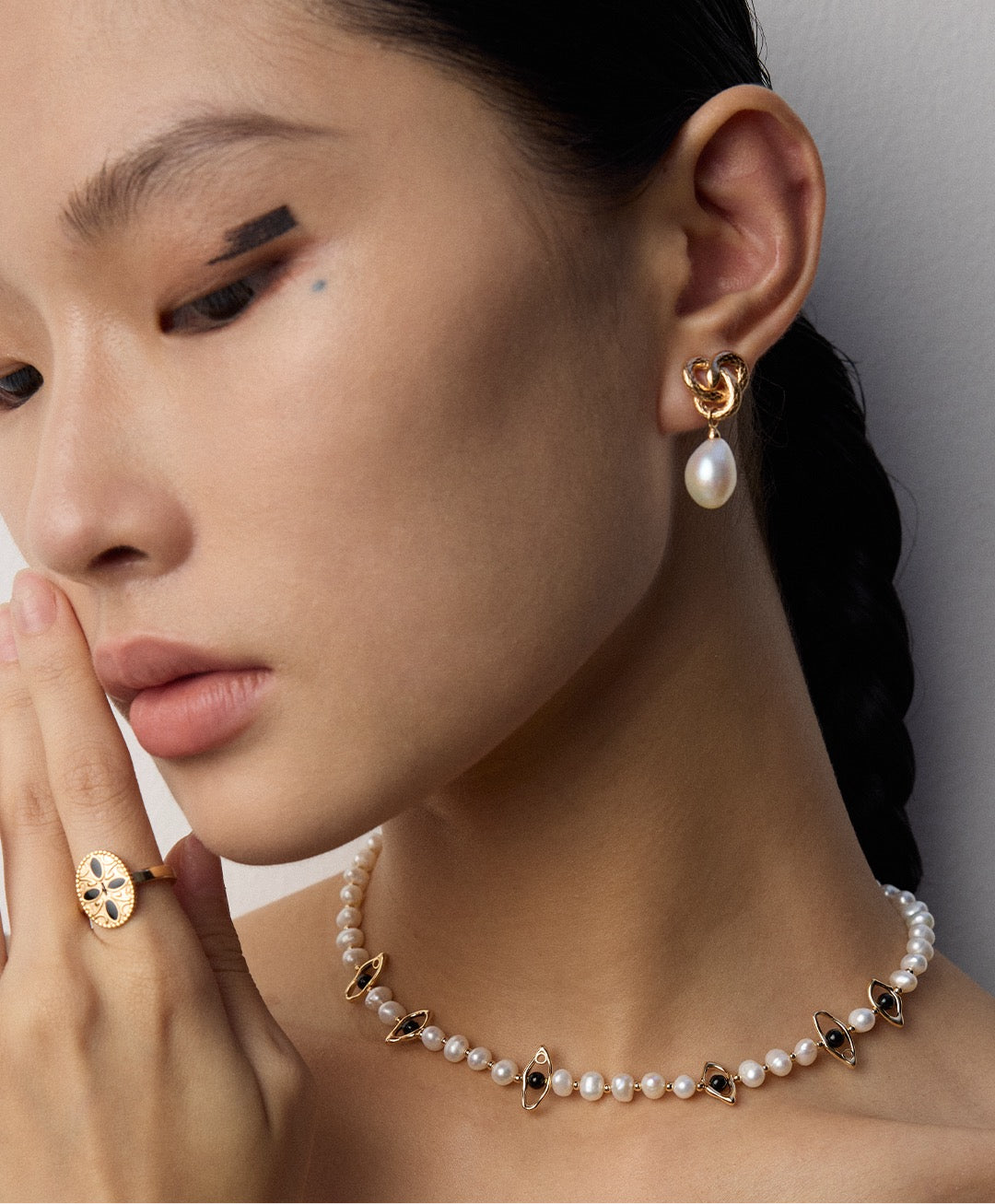 Serpentine Grace Baroque Pearl Earrings