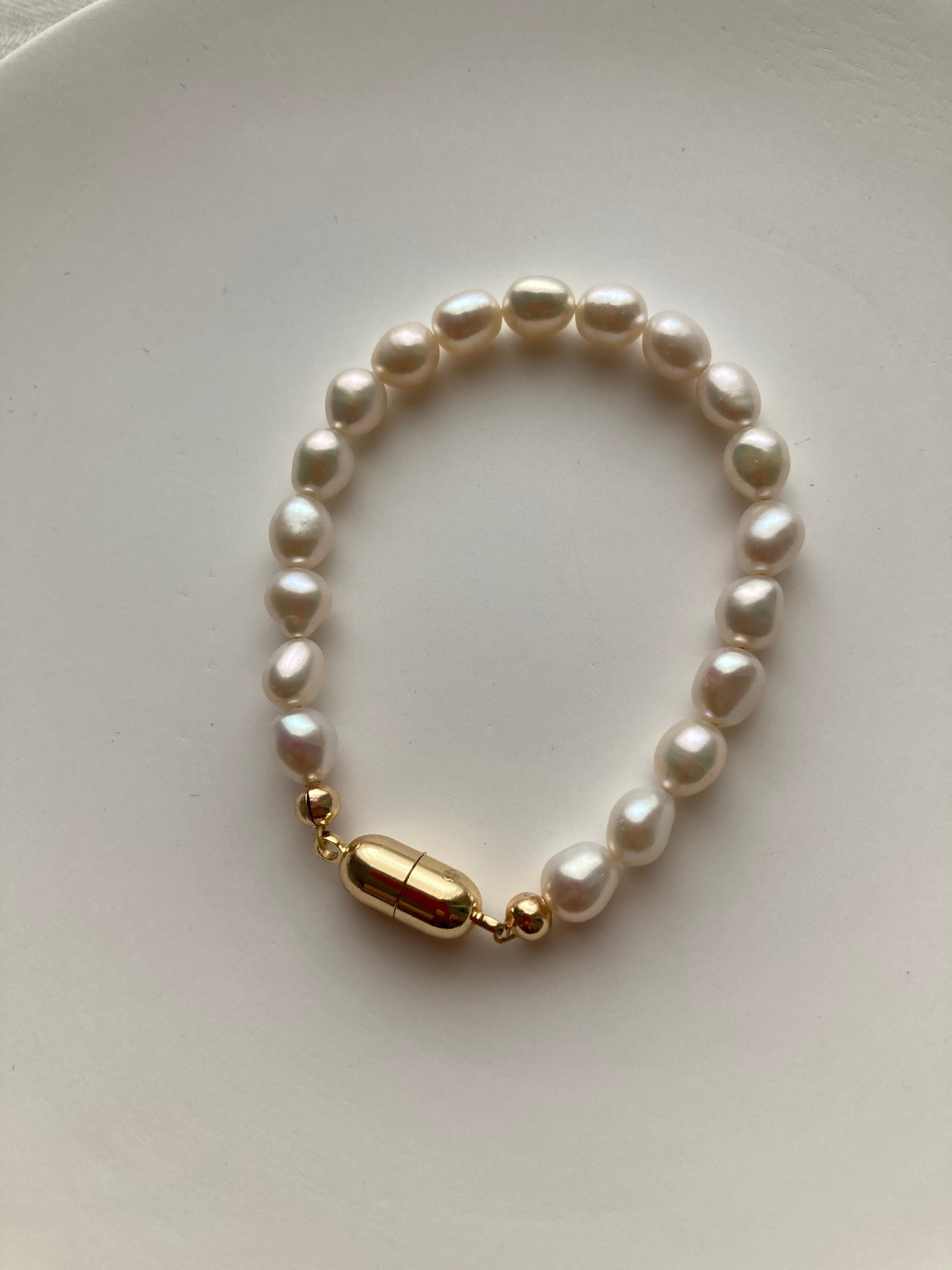 Pearl bracelet
