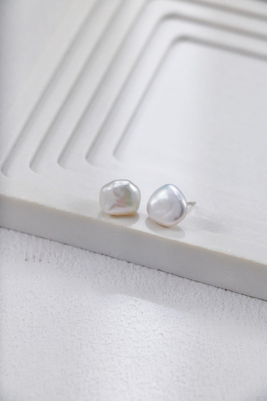 Silver Petals Pearl Stud
