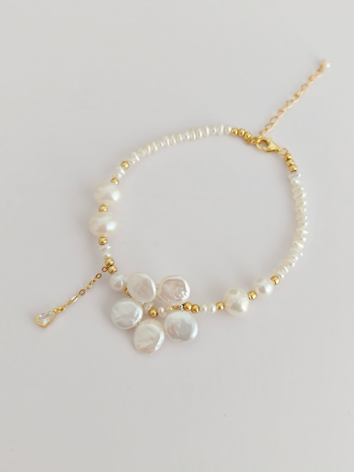Blossoms Baroque Pearl Bracelet