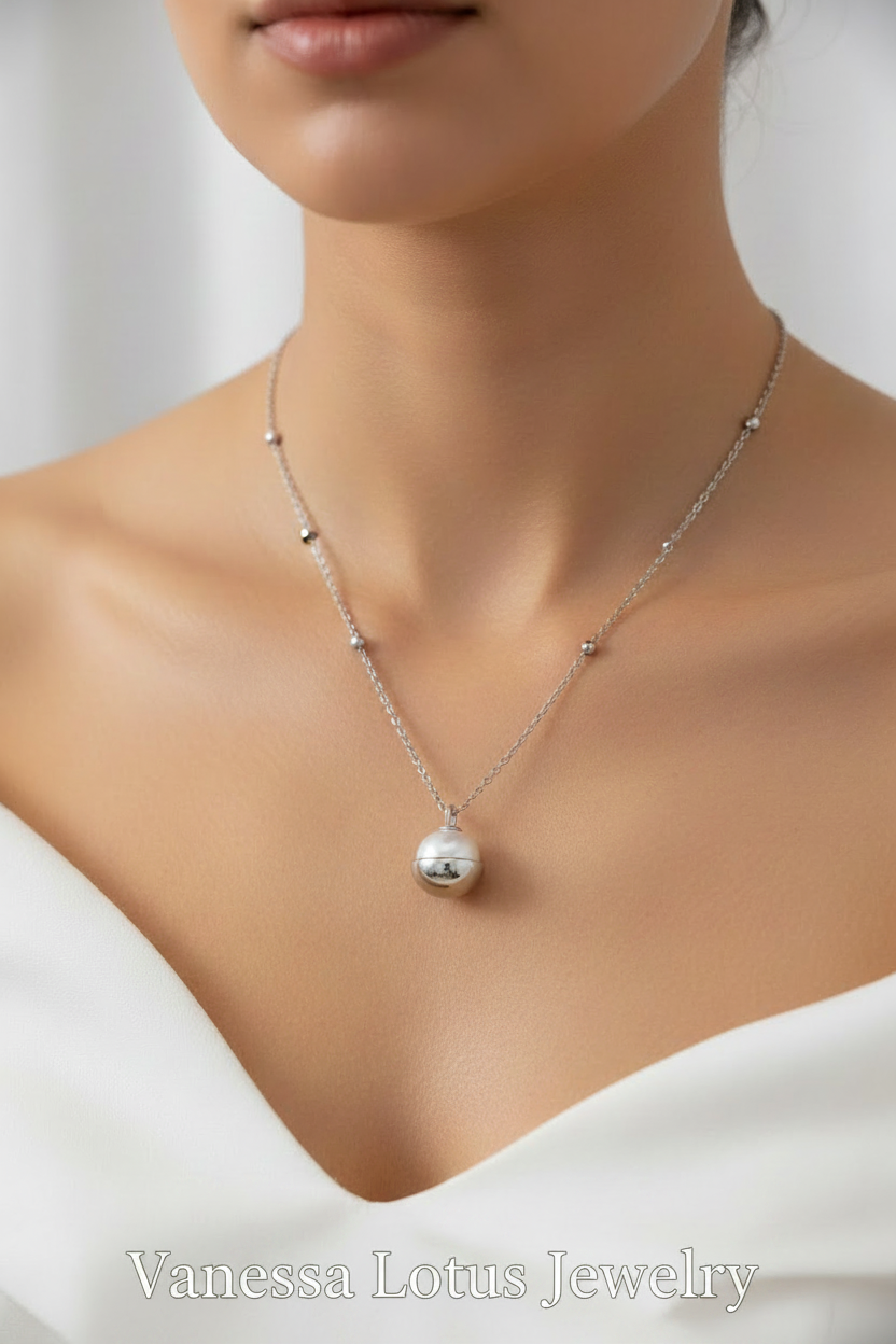Natural Pearl Pendant Necklace in Sterling Silver – 18K Gold Plated