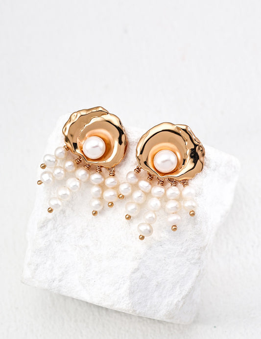 Raindrops Pearl Earrings