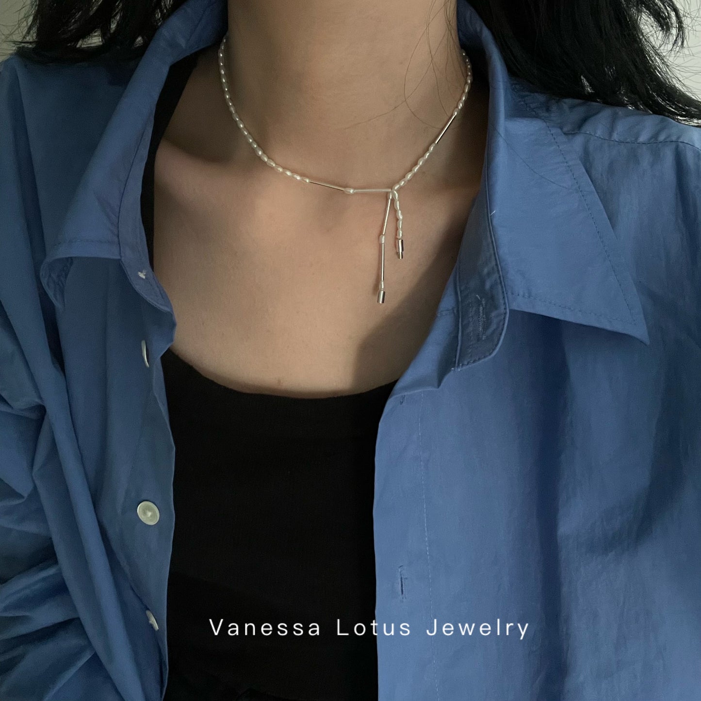 Minimalist pearl and silver necklace