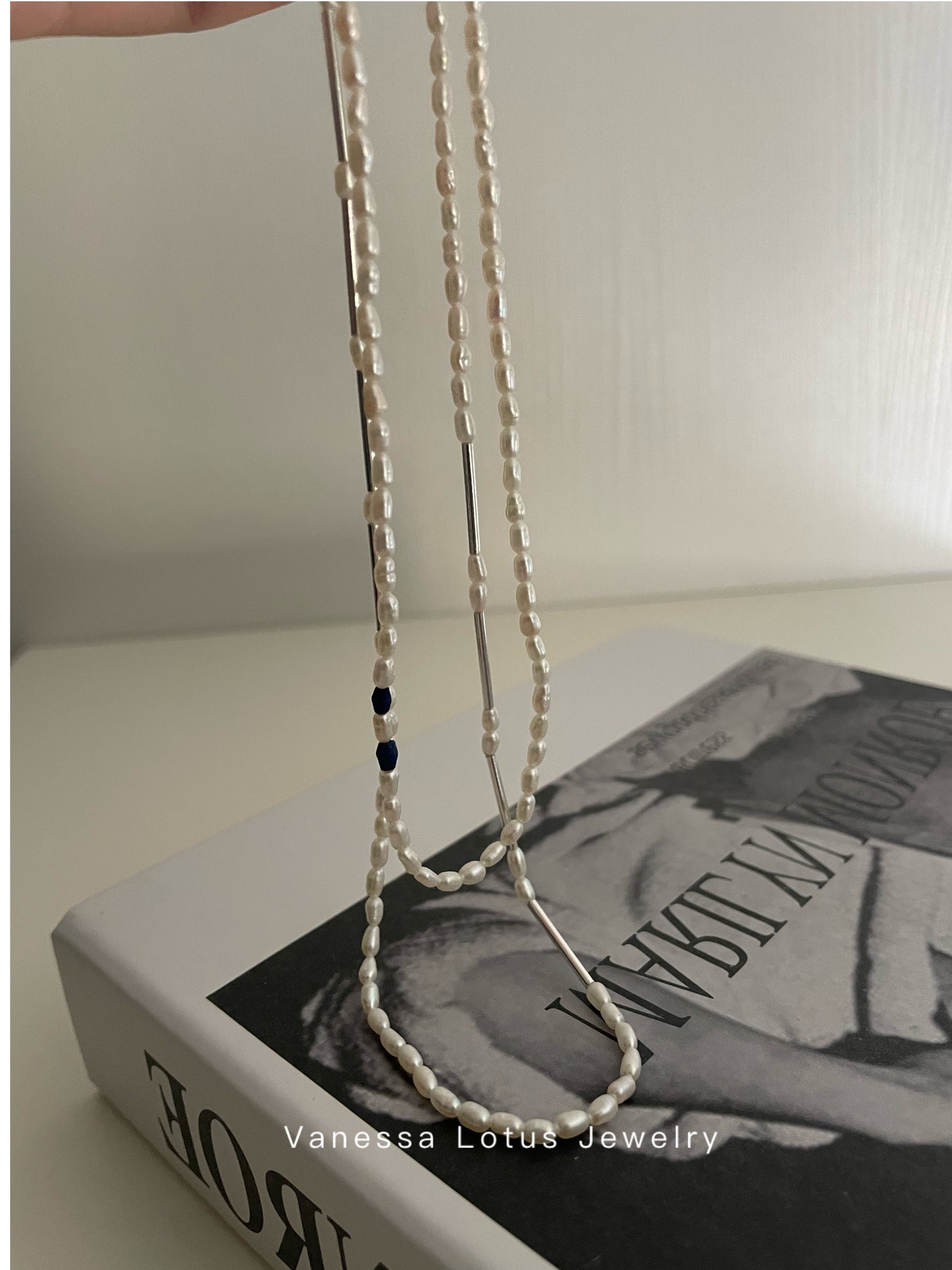 Minimalist pearl and silver necklace
