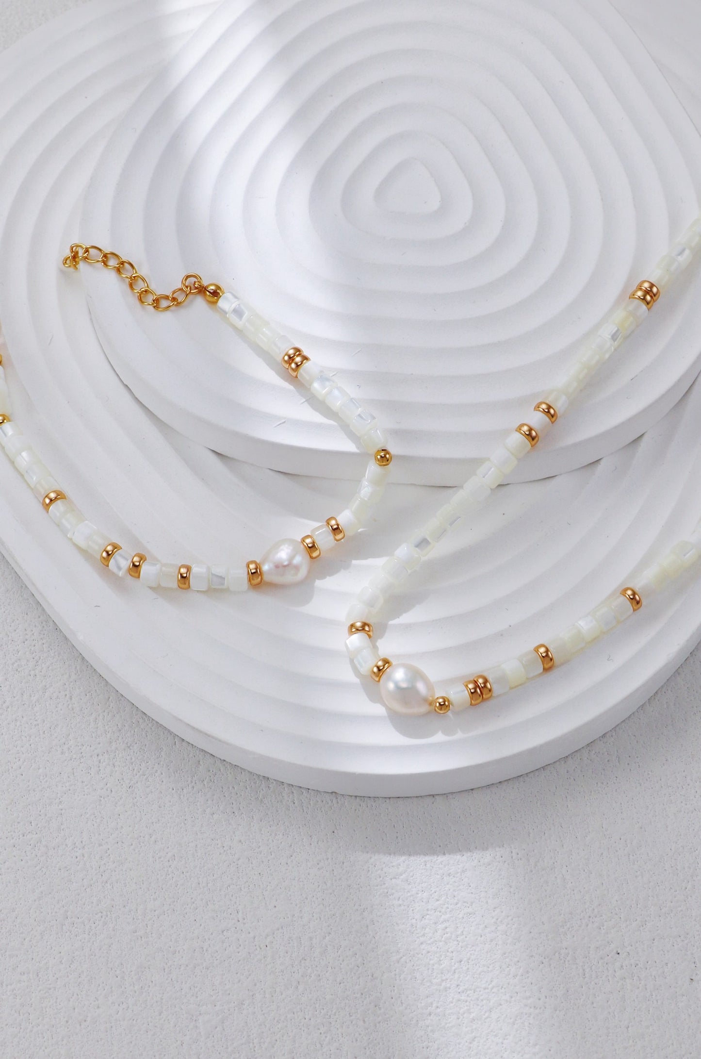 Vintage Gold Mother-of-Pearl & Baroque Pearl Necklace and Bracelet Set – S925 Sterling Silver
