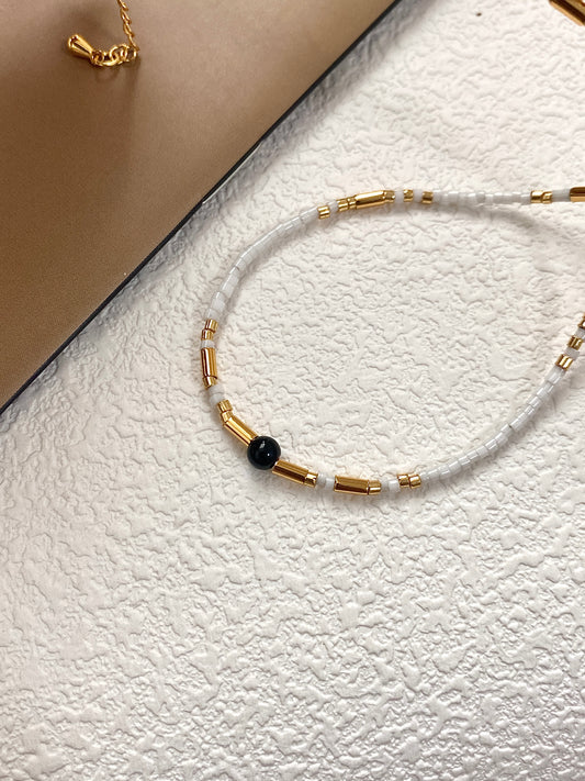 Minimalist Beaded Necklace