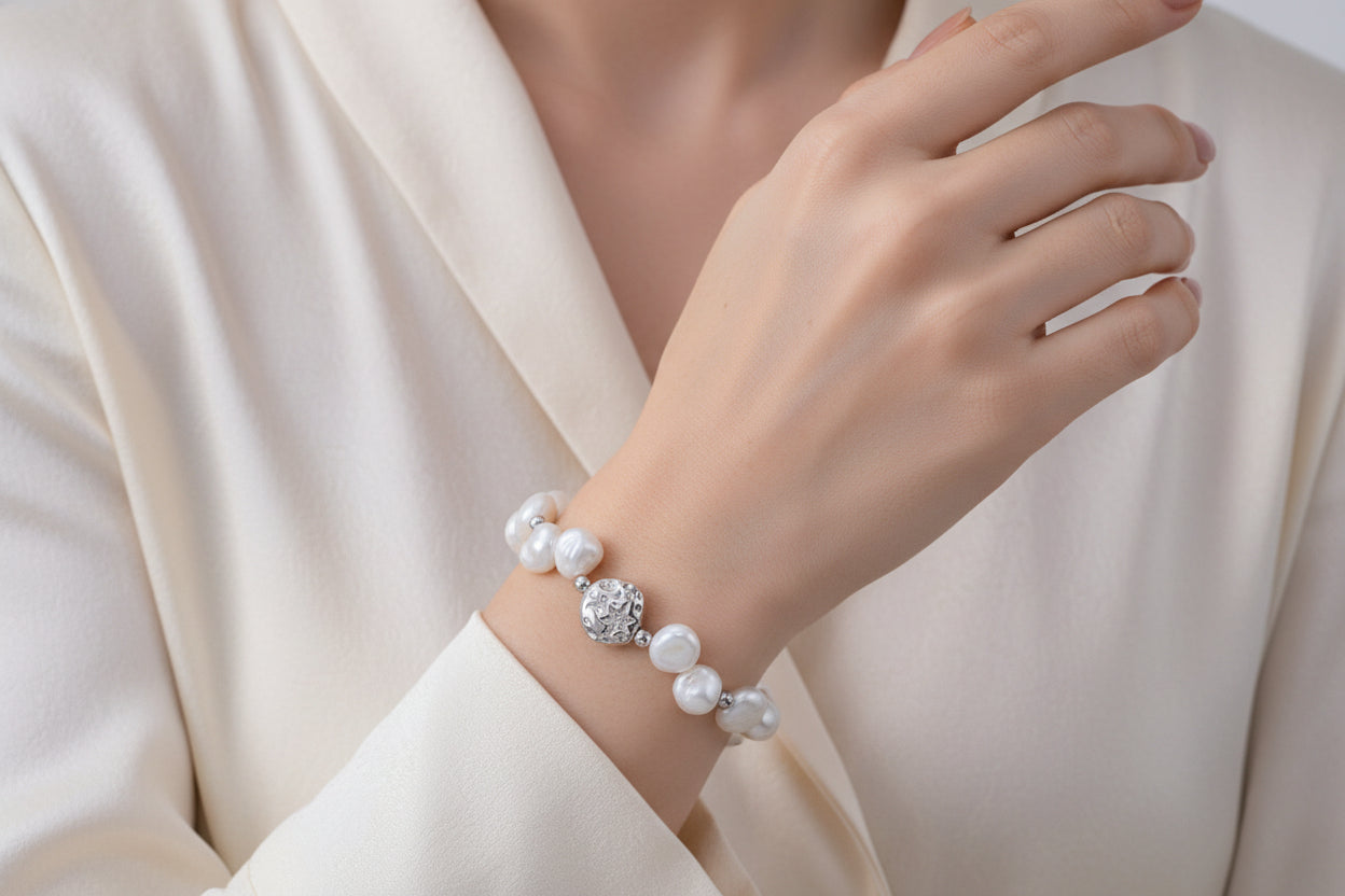 Vintage Baroque Pearl Charm Bracelet - S925 Sterling Silver, Retro Gold / Platinum Finish, Adjustable 16+3cm